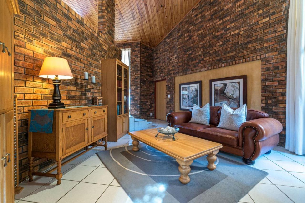 Auberge Cape Guesthouse 4*
