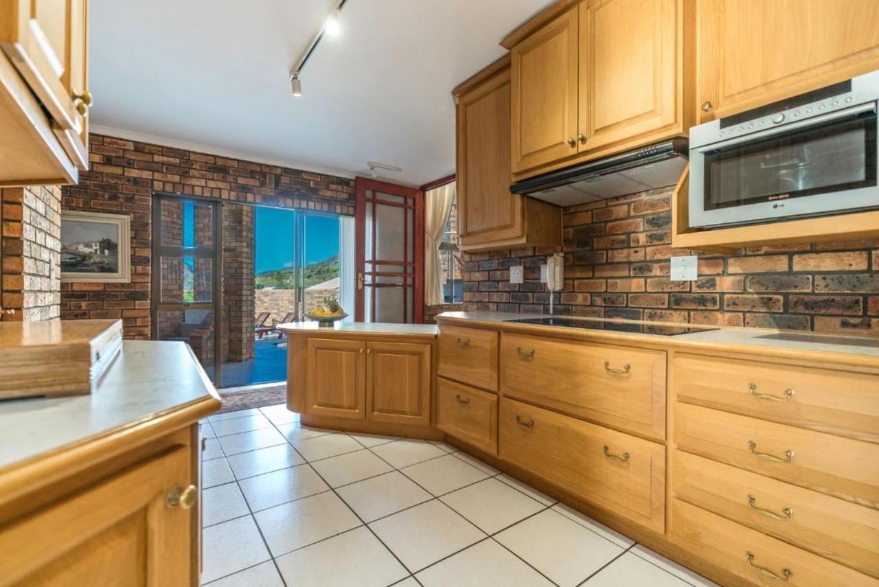 Auberge Cape Guesthouse Guest house